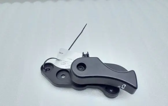 BMW 2 F45 Engine bonnet (hood) release handle 7326517 7309606