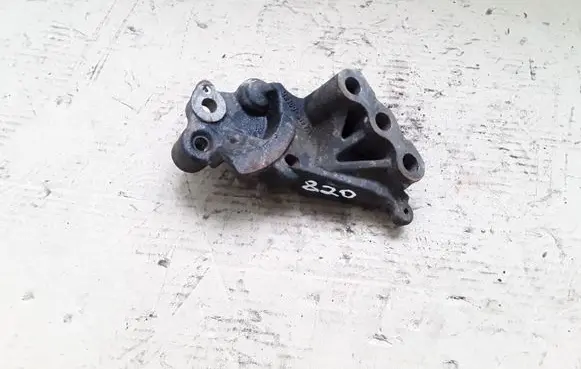 Honda CR-V Engine mounting bracket QE100SWYA