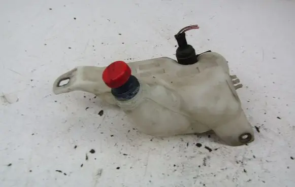 Fiat Punto (188) Windshield washer fluid reservoir/tank 