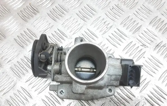 Ford Fiesta Throttle valve