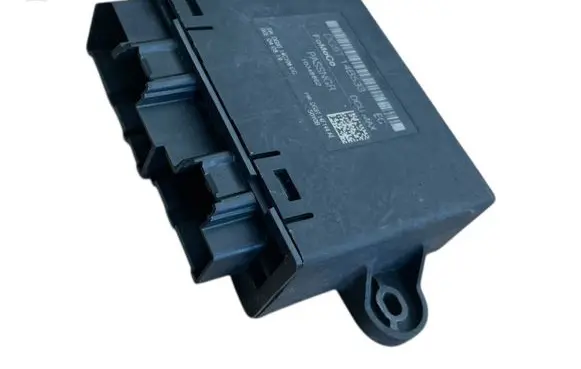 Ford S-MAX Door control unit/module DG9T14B533 10348862 DG9T14C108CC