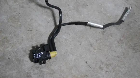Mercedes-Benz Citan W415 Turbo solenoid valve 8200790180