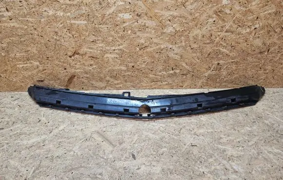 Mercedes-Benz B W246 W242 Radiator trim A2468850365