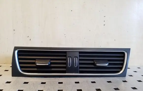 Audi A5 Sportback 8TA Dash center air vent grill 8T2820951D