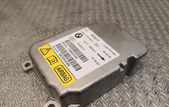 Mini One - Cooper R50 - 53 Airbag control unit/module 6962531