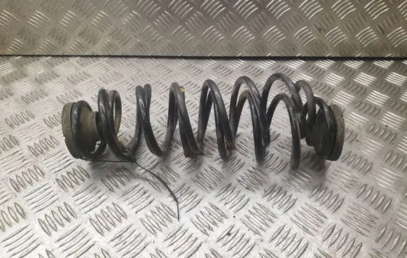 Volkswagen Polo V 6R Rear coil spring
