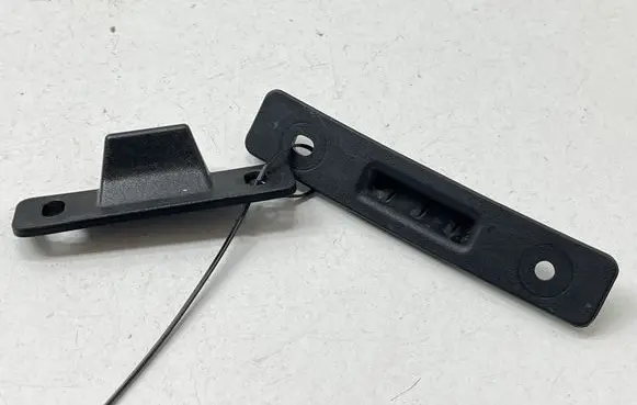 Chrysler Pacifica Sliding door check strap stopper 50633F 68227482AA
