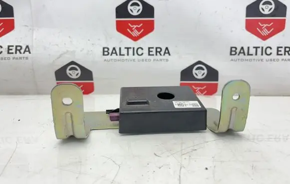 BMW 5 F10 F11 Antenna control unit 10859410 9230911