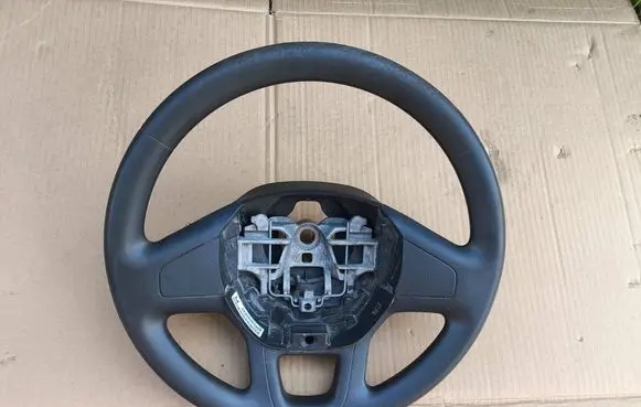 Renault Trafic III (X82) Steering wheel 34138143CL 8143604207391 93868107