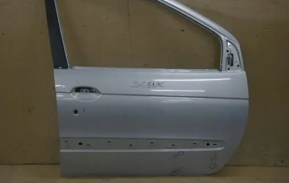 Renault Scenic I Front door