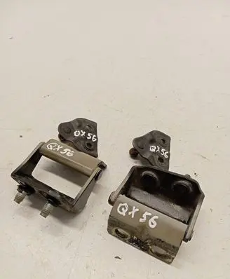 Infiniti QX56 Tailgate/trunk/boot hinge 