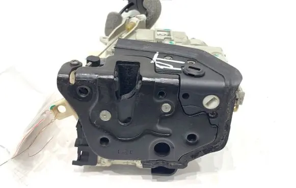 Audi A5 8T 8F Rear door lock 8K0839016C