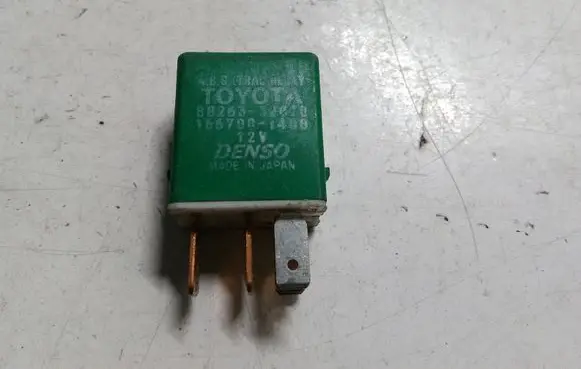 Lexus IS 220D-250-350 Other relay 8826332070 1567001400