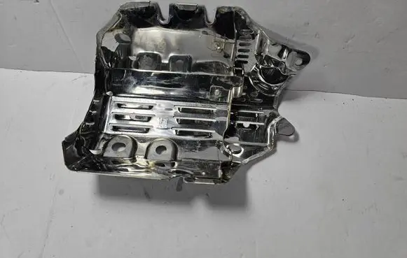 Peugeot 2008 II Battery tray heat shield 984863698001