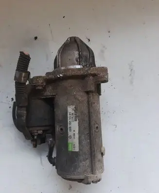 Mercedes-Benz Sprinter W906 Starter motor 0051511301