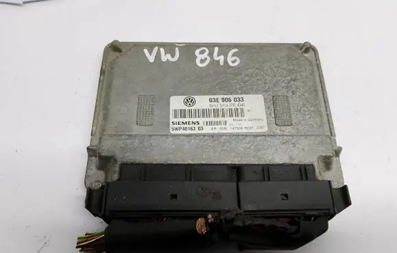 Volkswagen Polo Engine control unit/module 5WP4016303