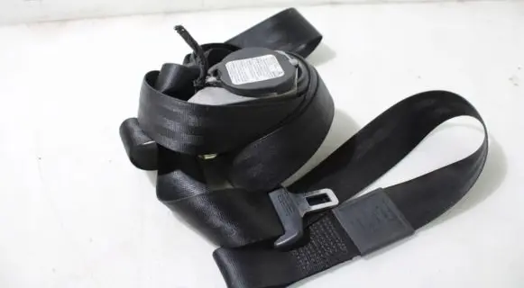 Audi A3 S3 8P Front seatbelt
