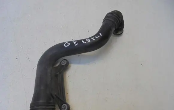 Volkswagen Golf V Intercooler hose/pipe
