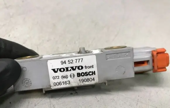 Volvo S80 Airbag deployment crash/impact sensor 9452777