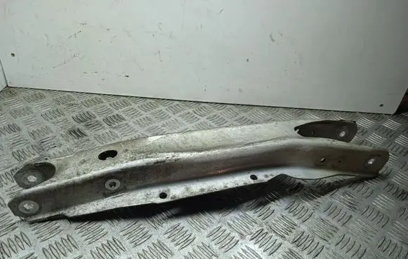 Mercedes-Benz GLA W156 Rear upper control arm/wishbone A2473523700