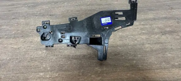 Volvo V60 Front bumper mounting bracket 31455652