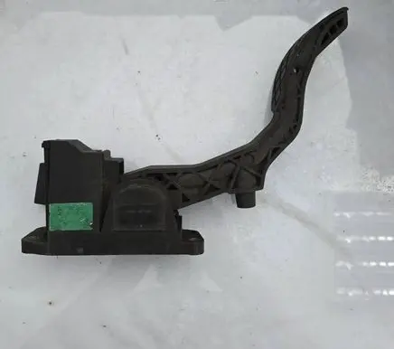Skoda Fabia Mk1 (6Y) Accelerator throttle pedal