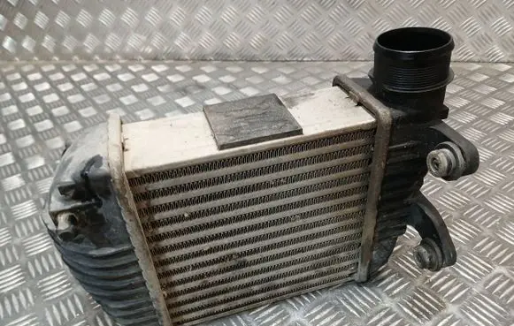 Audi A6 S6 C6 4F Intercooler radiator