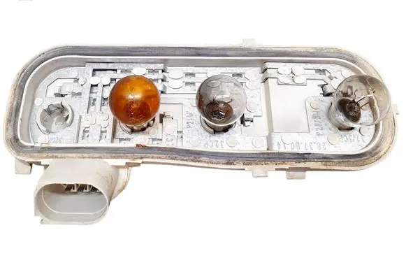 Audi A4 S4 B6 8E 8H Tail light bulb cover holder 8E9945258