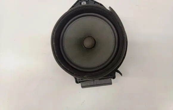 Opel Insignia B Front door speaker 23359214