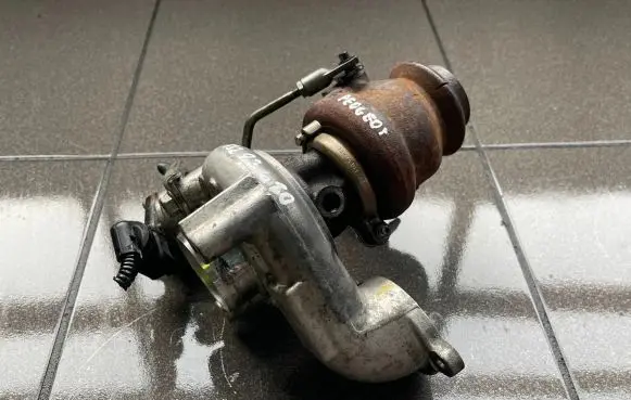 Peugeot 308 Turbo 9673283680