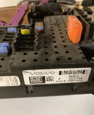 Volvo XC90 Fuse module 8676391