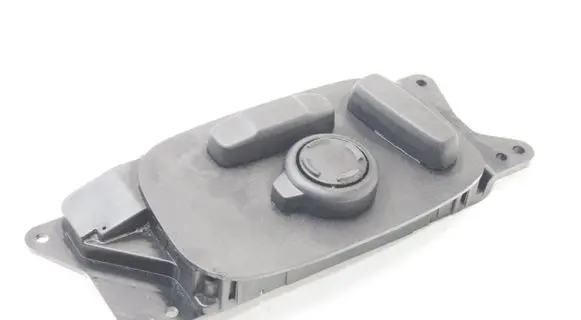 Land Rover Discovery 5 Seat control switch PGJ3214B566FB