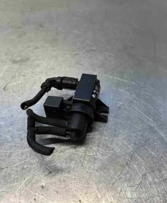 BMW 5 E60 E61 Turbo solenoid valve 70206301