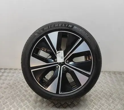 Polestar 2 R19 alloy rim 32327782