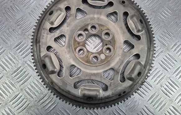 BMW X3 F25 Flywheel 7585146