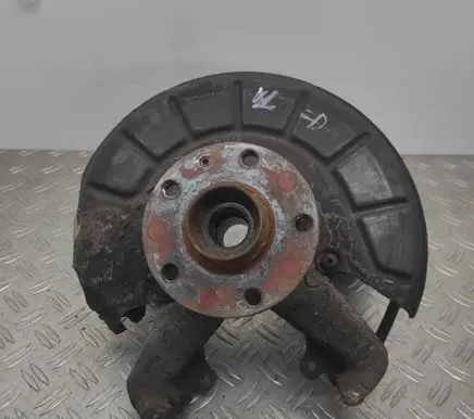 Skoda Octavia Mk2 (1Z) Front wheel hub