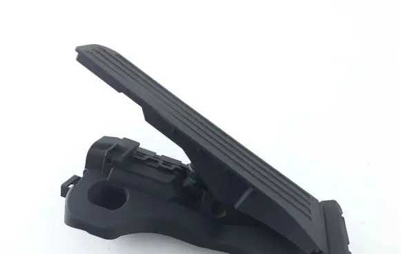 Volkswagen PASSAT B6 Accelerator throttle pedal 1K1723503AA