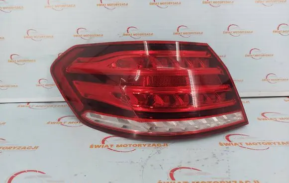 Mercedes-Benz E W212 Rear/tail lights A2129060703