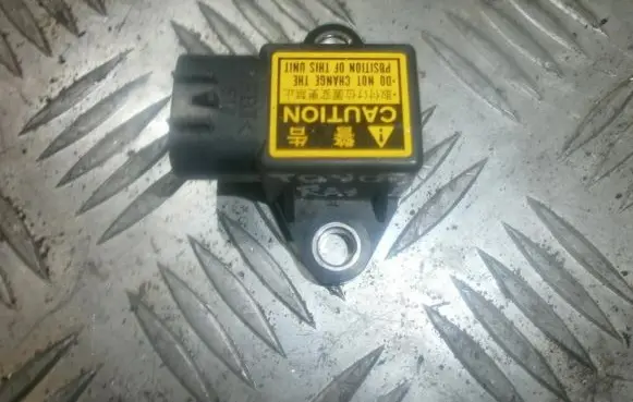 Toyota RAV 4 (XA20) Airbag deployment crash/impact sensor 8944160010