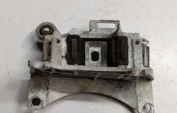 Renault Scenic III - Grand scenic III Engine mount bracket 112219816R