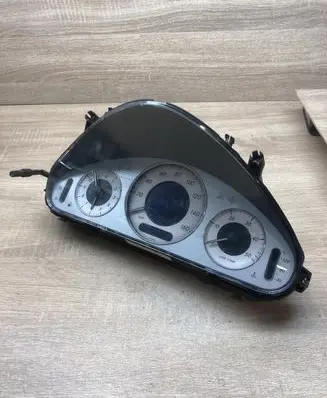 Mercedes-Benz E W211 Speedometer (instrument cluster) A2115406011 110080250