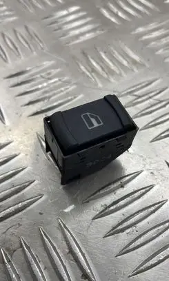 Volkswagen PASSAT B5.5 Electric window control switch