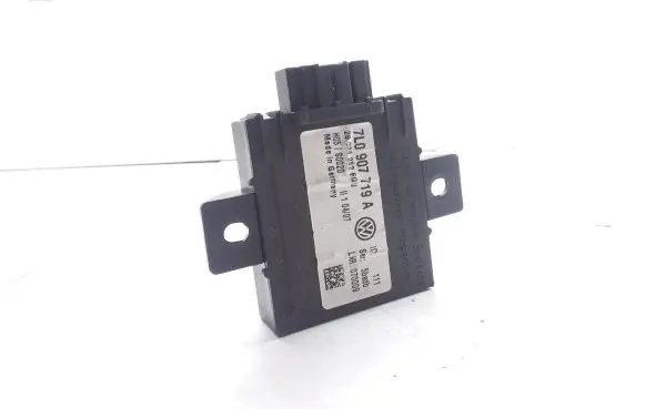 Volkswagen Touareg I Alarm control unit/module 7L0907719A 12203806
