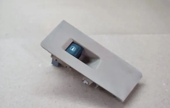 Volkswagen PASSAT B7 Electric window control switch 3AA868749