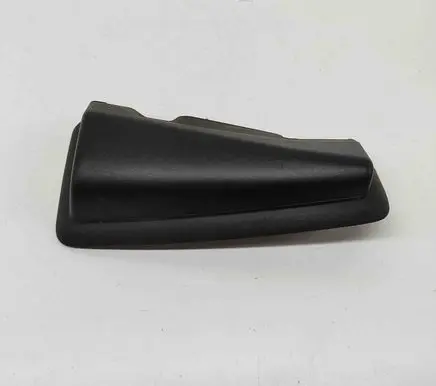 Polestar 2 Rear/tail light trim molding 32228377