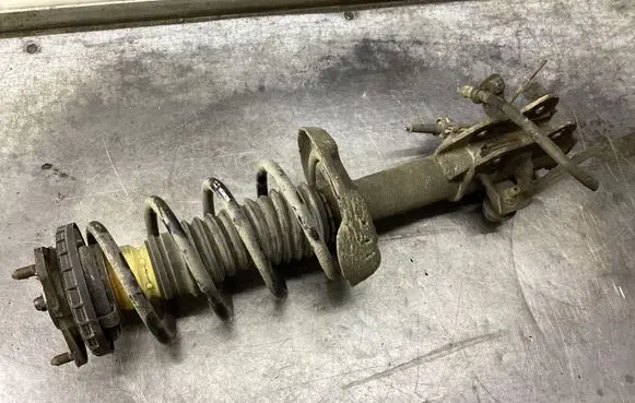Honda Civic Front shock absorber with coil spring SP3732
