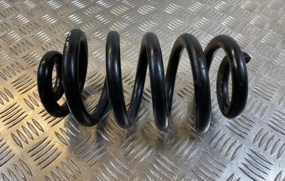 Audi A6 S6 C6 4F Rear coil spring