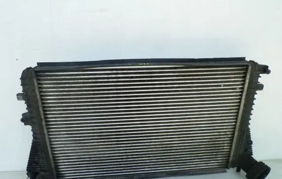 Volkswagen Golf V Intercooler radiator OEAINTERCOOLER