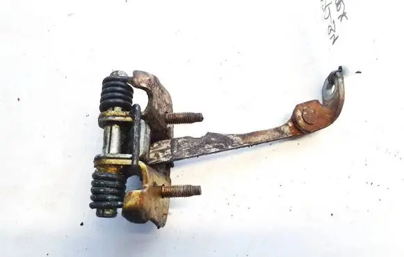 Renault 19 Rear door check strap stopper