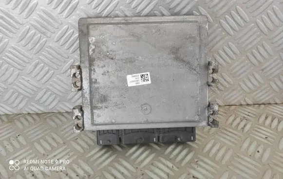 Renault Scenic III - Grand scenic III Engine control unit/module 237102426R 237101908R